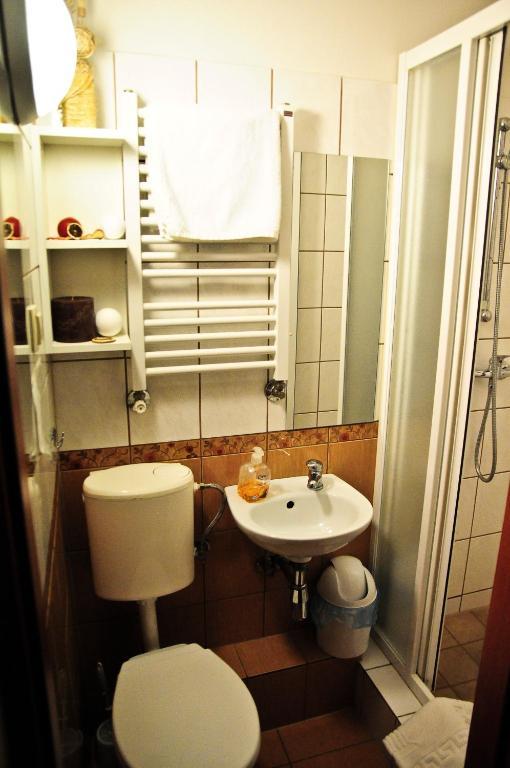 Osrodek Uslug Hotelarskich Kinga Wieliczka Kamer foto