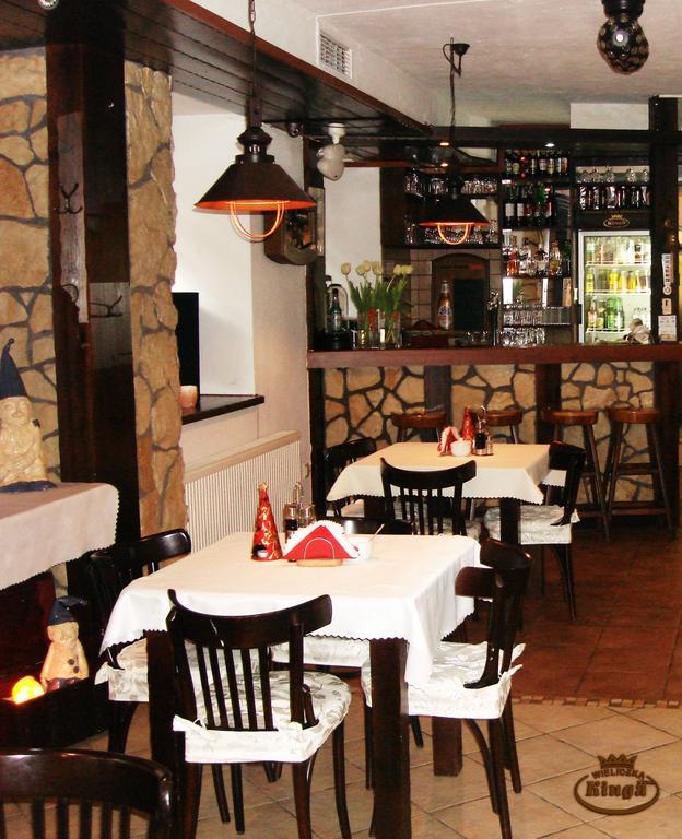 Osrodek Uslug Hotelarskich Kinga Wieliczka Buitenkant foto