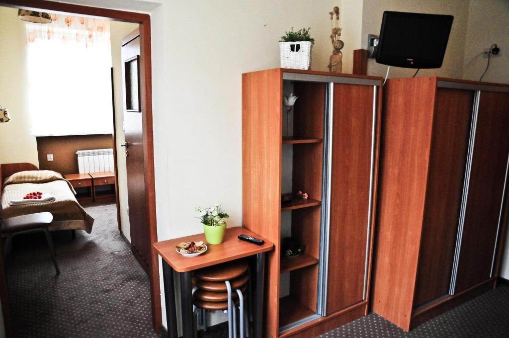 Osrodek Uslug Hotelarskich Kinga Wieliczka Kamer foto